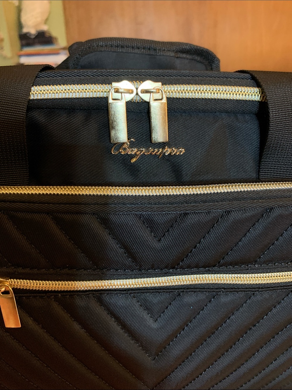 NWOT Black Quilted Lunch Tote Bag with Gold Zippers - Picture 2 of 7